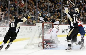 Pascal Dupuis, Sidney Crosby, Chris Kunitz, Michal Neuvirth